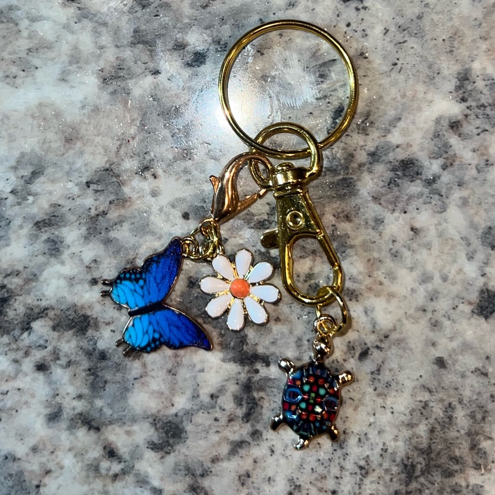 BRAND NEW Polka Dot Turtle & Butterfly Keychain